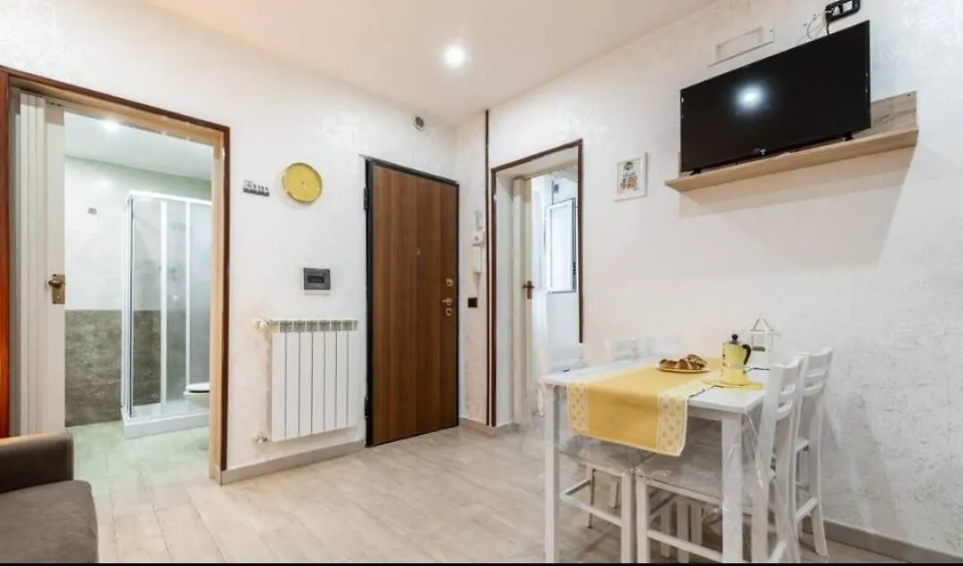 Labanca'S Elegant Home Bari Apartment