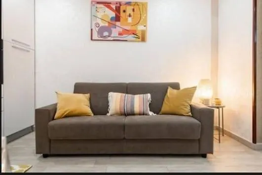 Labanca'S Elegant Home Bari Apartment